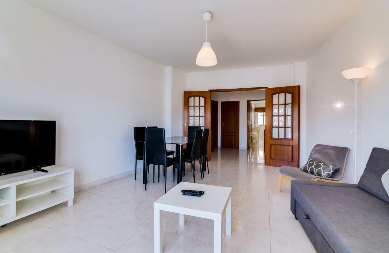Rei - Quarteira - 3 Min To The Beach Vilamoura Exteriör bild